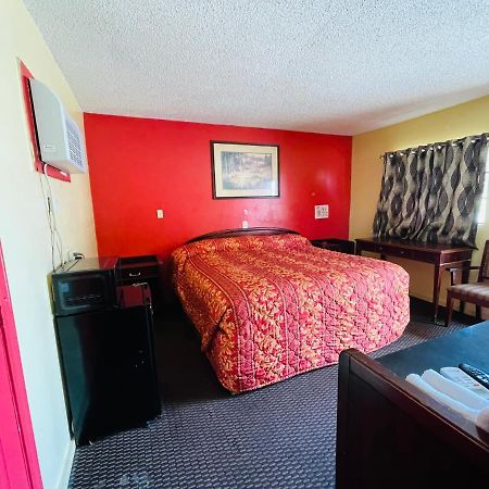 Royal Palms Motel & Rv Park New Orleans Exterior photo